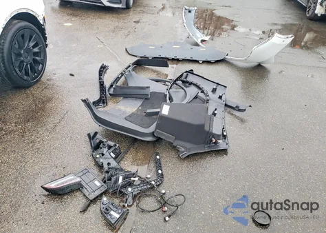 2022 Tesla Model Y from USA, damaged, VIN 7SAYGDEE7NF338758